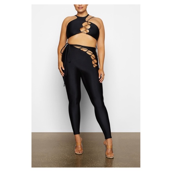 SKIMS Pants - SKIMS • Lace Up Leggings in Onyx